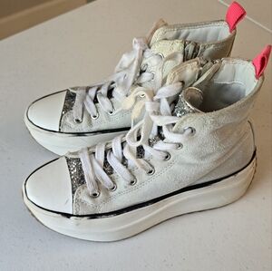 Steve Madden High top shoes for kids size 1